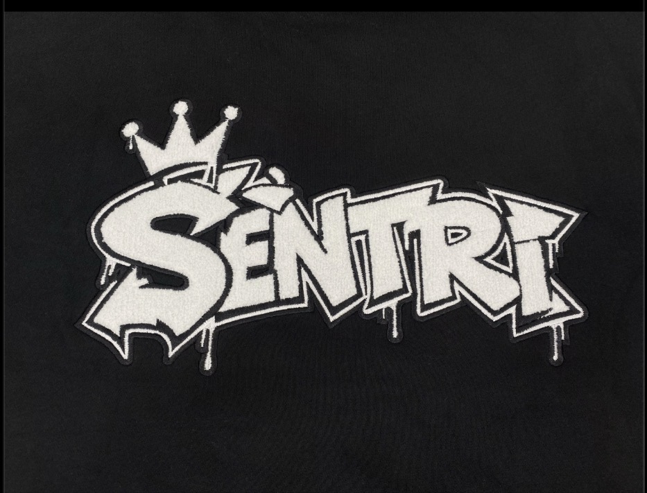 SÈNTRI chenille graffiti logo on black fleece